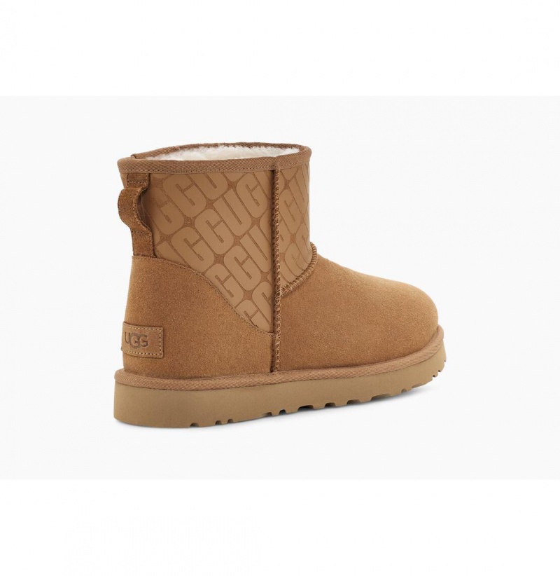 UGG Klasické Mini II Ugg Logo Čižmy Z Ovčej Kože Panske Hnede | SK-215CUBZOD